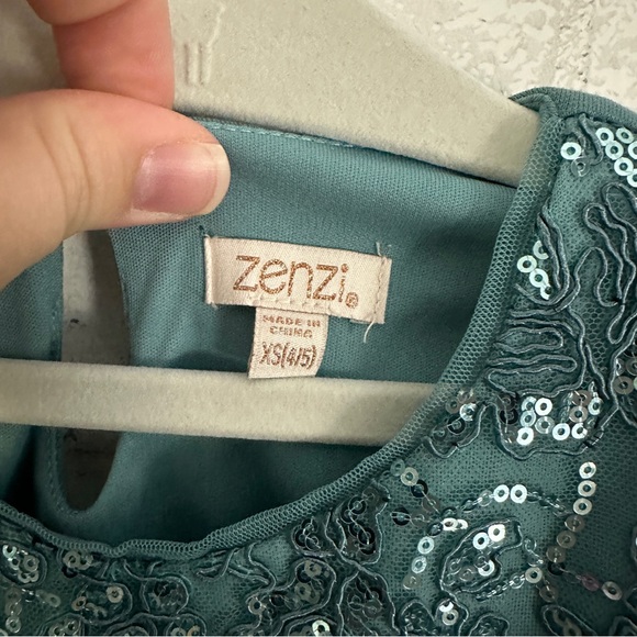 ZENZI Girls Sleeveless Sequin Embroidered Dress in Ocean Green - Picture 4 of 9